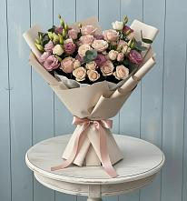 Букет цветов из:  Розы и Лизиантусы в Бердяуше