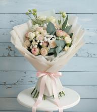 Букет цветов из:  Розы и Лизиантусы в Бердяуше