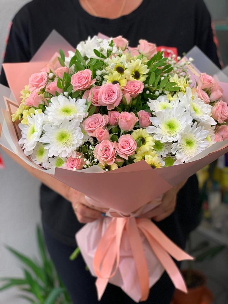 Букет цветов из: Розы и Хризантемы в Бердяуше