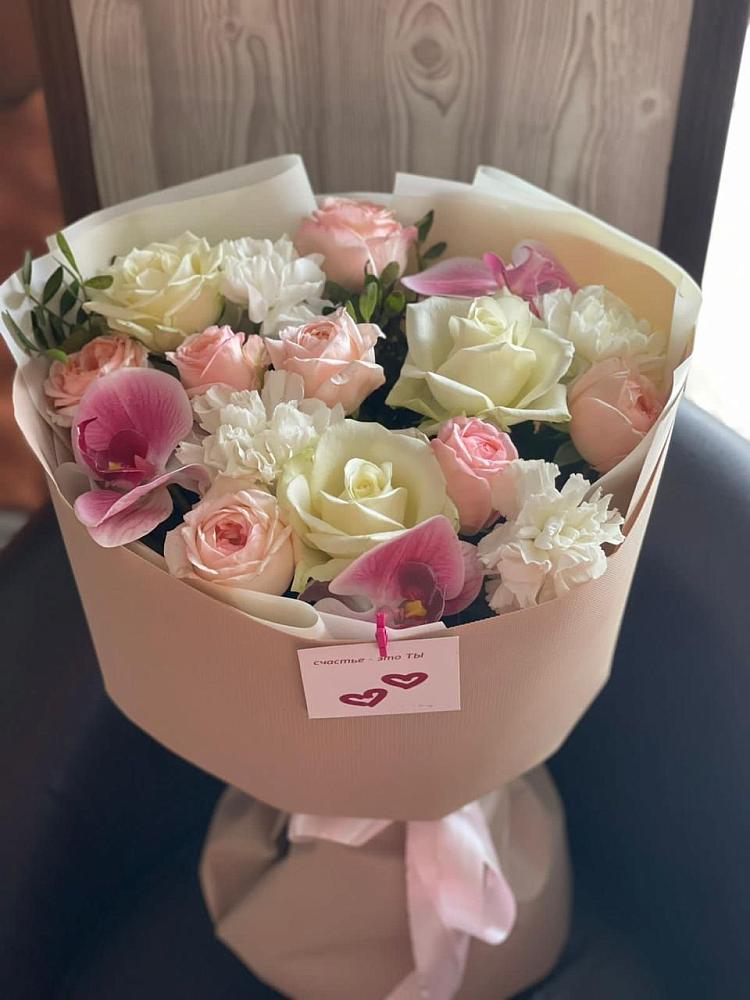 Букет цветов из: Орхидеи, Розы и Гвоздики в Бердяуше