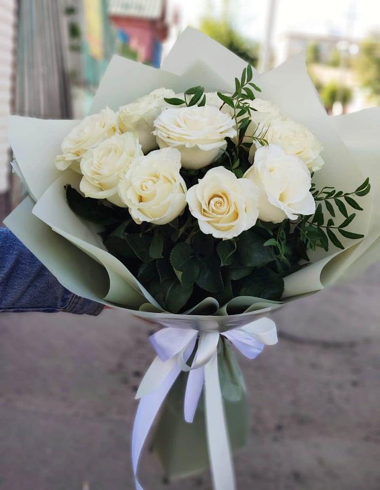 Букет Белые розы Проуд в Бердяуше