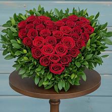 Цветочная композиция из Розы в виде сердца #REPLACE_PRED# Бердяуше