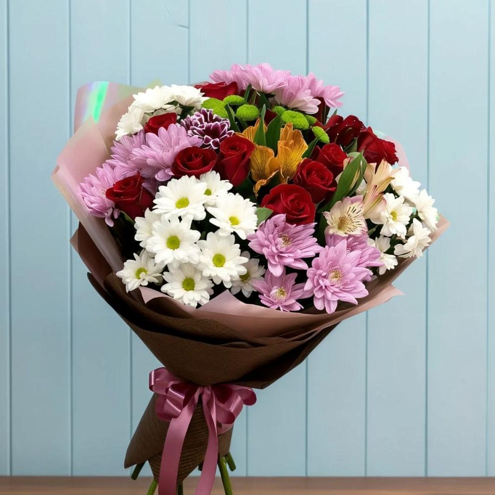 Букет цветов из: Розы, Хризантемы и Альстромерии в Бердяуше