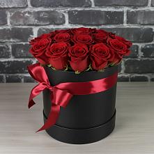 Цветочная композиция из Розы в шляпной коробке в Бердяуше