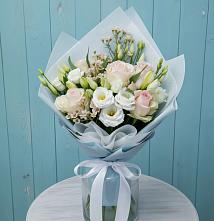 Букет цветов из:  Розы и Лизиантусы в Бердяуше