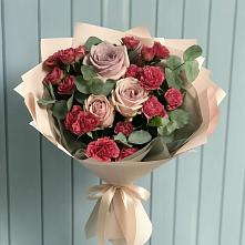 Букет цветов из:  Гвоздики и Розы в Бердяуше